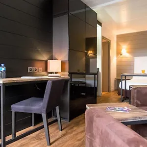 Palais Rinour - Cosy Close To Stations - Welkeys Apartment Lille